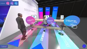 Präsentationsbereich des virtuellen Haufe-Messestands mit farbigen Bodenpfeilen „Exzellenz“, „Entwicklung“ und „Expertise“.